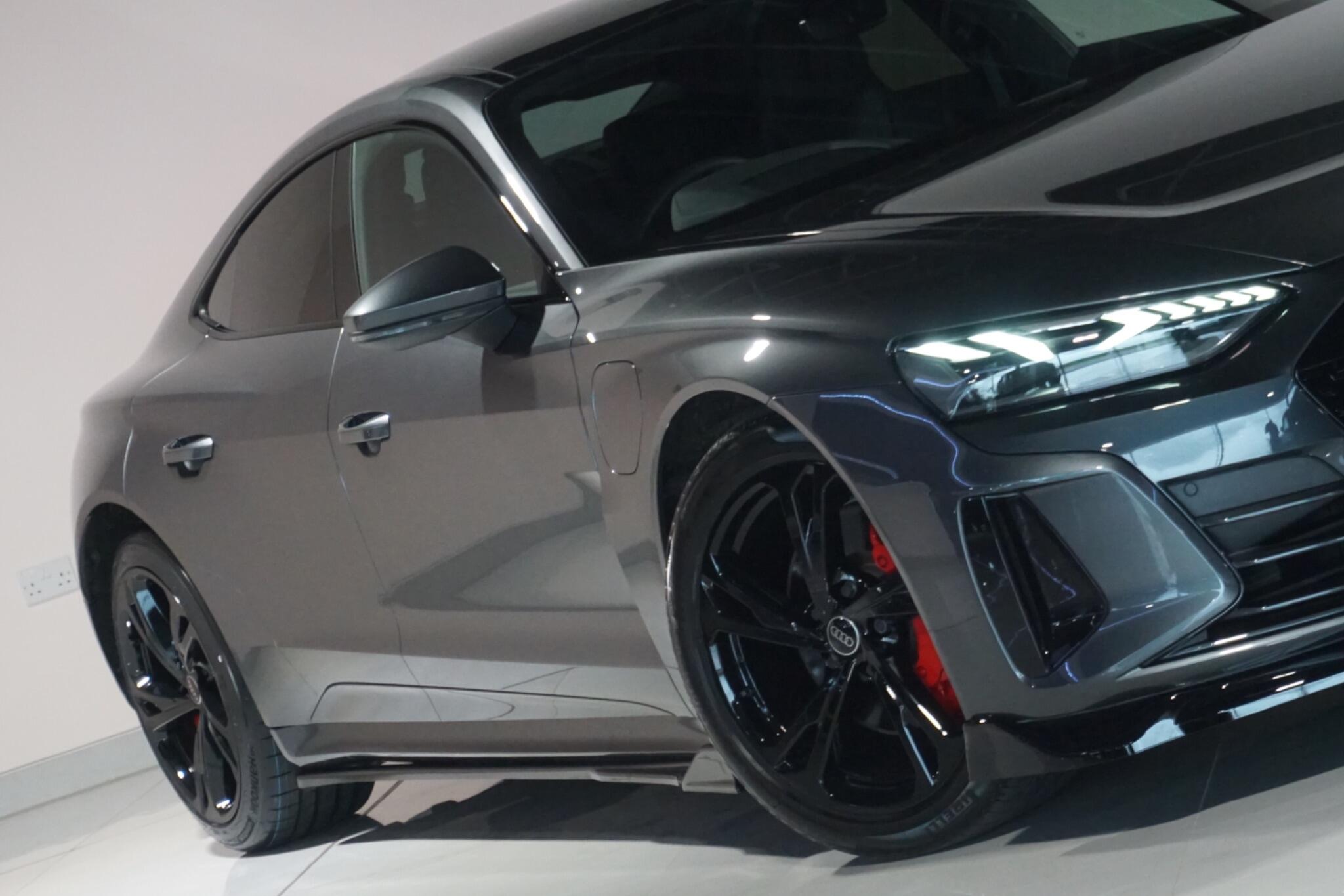 Audi e-tron GT 93.4kWh Saloon 4dr Electric Auto quattro (476 ps)